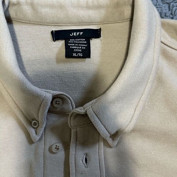 Jeff | The Kingsland Long Sleeve Piqué Button-Down Shirt - Picture 4 of 5